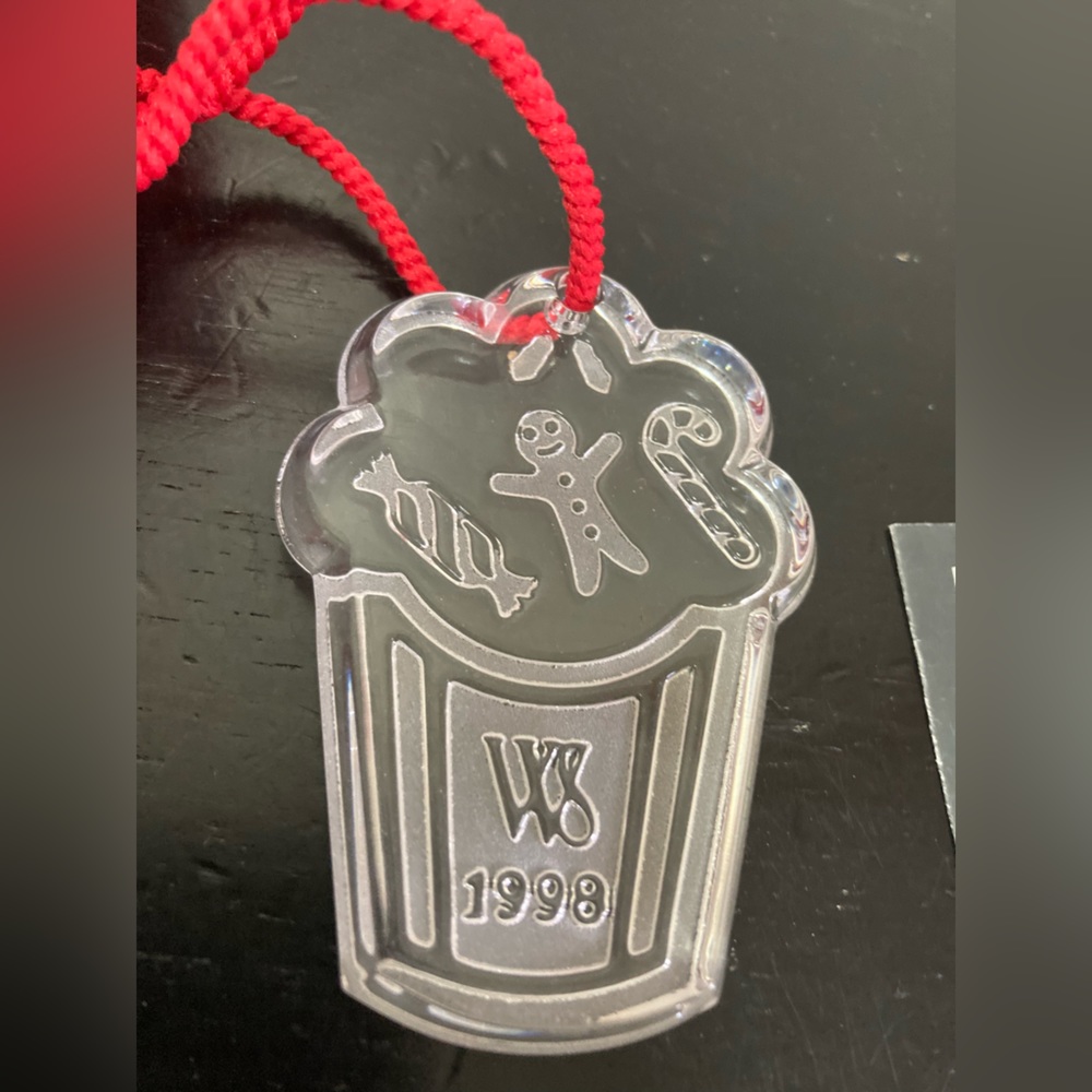 Waterford Crystal Annual Ornament Collection “Bundle of Toys”1999